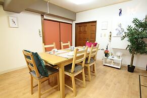Namba Big Room Apartment