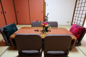 Namba Big Room Apartment