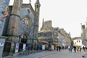 Union Street Apartment