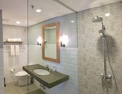 Royale Parc Hotel Tagaytay