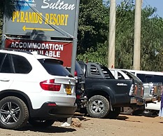 Sultan Hamud Pyramids Resort