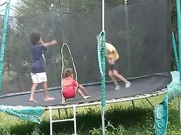 The Great Circle Lodge - Hostel