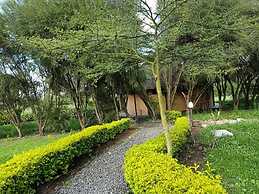 The Great Circle Lodge - Hostel