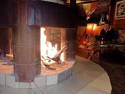 The Great Circle Lodge - Hostel