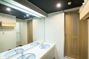 Shimanouchi Luxury Apartment