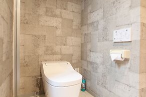 Shimanouchi Luxury Apartment