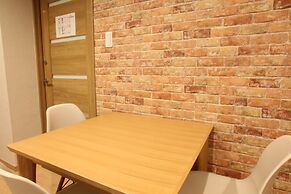 Shimanouchi Luxury Apartment