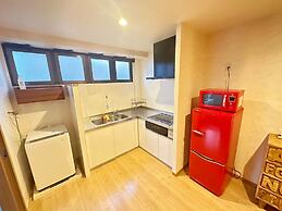 Shimanouchi Luxury Apartment