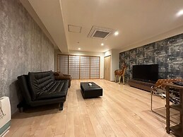 Shimanouchi Luxury Apartment