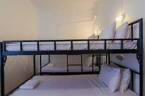 Five Rose Siem Reap Hostel