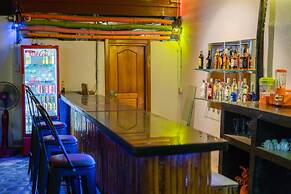 Five Rose Siem Reap Hostel