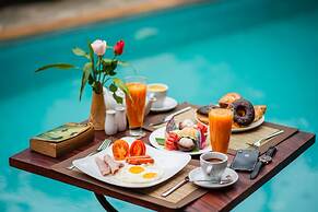 Five Rose Siem Reap Hostel