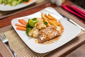 Five Rose Siem Reap Hostel