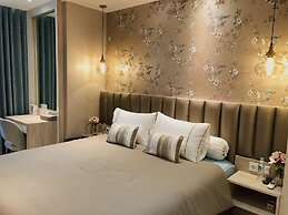 Gold Coast PIK Sea View Apartments by LongeSuites