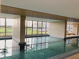 Gold Coast PIK Sea View Apartments by LongeSuites