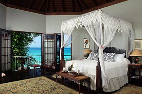 Bluefields Bay Villas