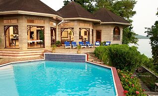 Bluefields Bay Villas