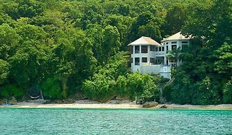 Bluefields Bay Villas