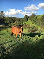 Islay @ Westcote Glamping-Campsite