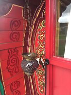 Islay @ Westcote Glamping-Campsite