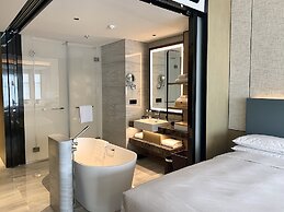 Xuzhou Marriott Hotel Lakeview