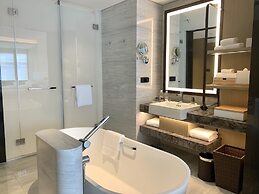 Xuzhou Marriott Hotel Lakeview