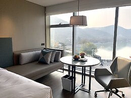 Xuzhou Marriott Hotel Lakeview