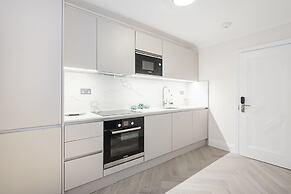 Billionaire Suites Kensington