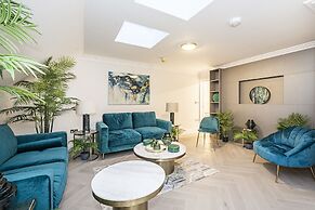 Billionaire Suites Kensington