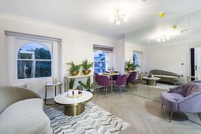 Billionaire Suites Kensington