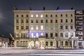 Billionaire Suites Kensington