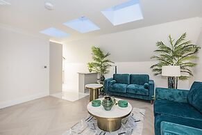 Billionaire Suites Kensington