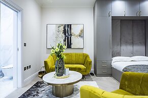 Billionaire Suites Kensington