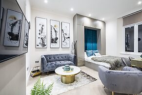 Billionaire Suites Kensington