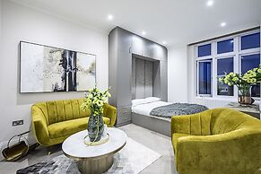 Billionaire Suites Kensington