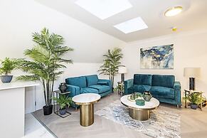 Billionaire Suites Kensington