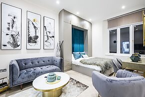 Billionaire Suites Kensington