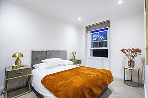 Billionaire Suites Kensington