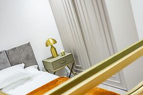 Billionaire Suites Kensington