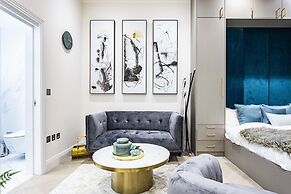 Billionaire Suites Kensington