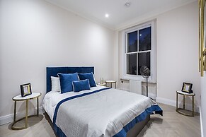 Billionaire Suites Kensington