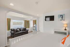 Beachwalk at Sea Bright