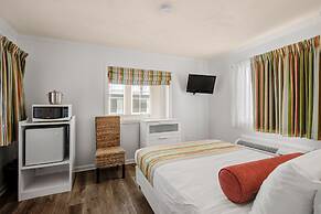 Beachwalk at Sea Bright