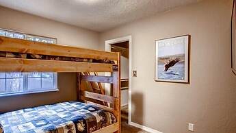 Yosemite Scenic Wonders Anglers Rest 2Bd