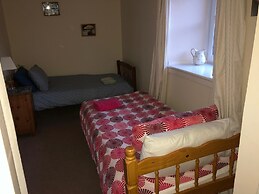 Lovely 3-bed Cottage, Portmahomack Next to Harbour