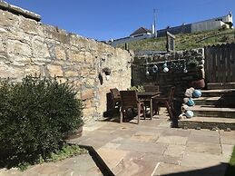 Lovely 3-bed Cottage, Portmahomack Next to Harbour