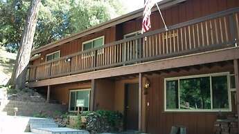 Yosemite Scenic Wonders  Cedar Mountain