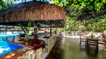 Resort Sombra e Água Fresca