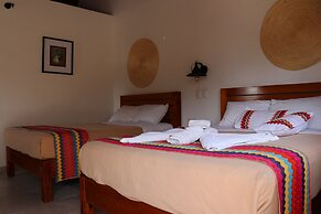 Poza Clara Sanctuary Hotel