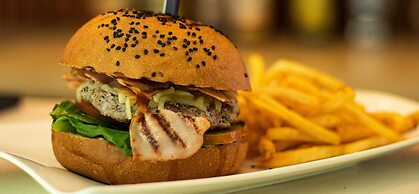 Poza Clara Sanctuary Hotel